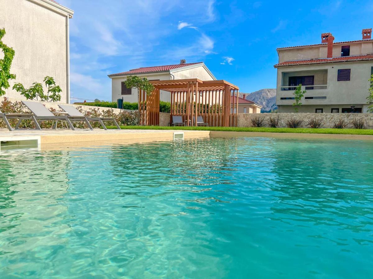 Apartment Baska Mit Poolarea - Krk, Kroatien Baška Exterior foto