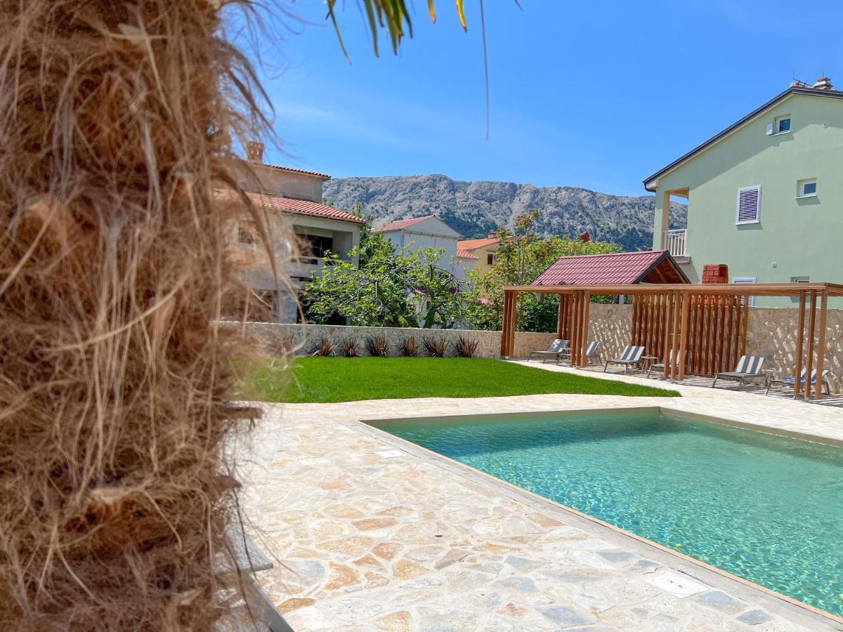 Apartment Baska Mit Poolarea - Krk, Kroatien Baška Exterior foto