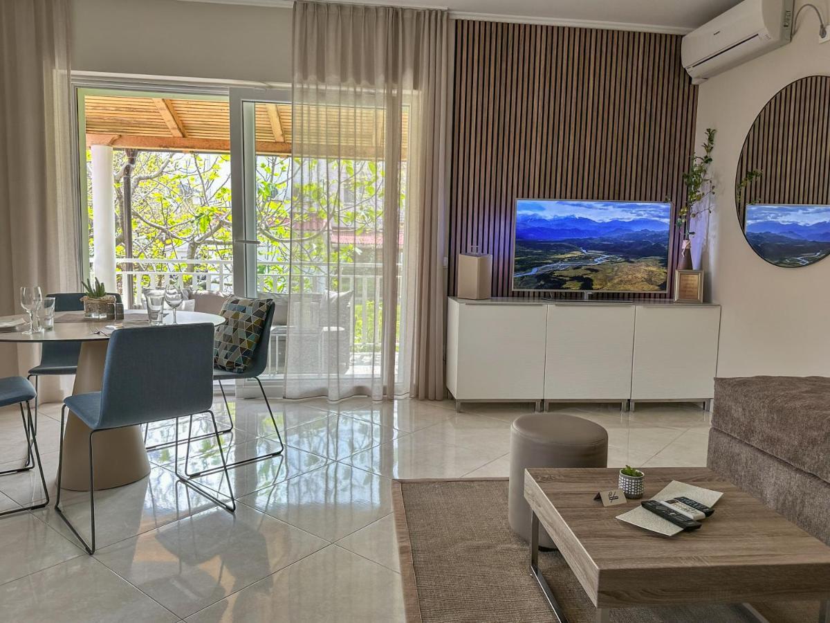 Apartment Baska Mit Poolarea - Krk, Kroatien Baška Exterior foto