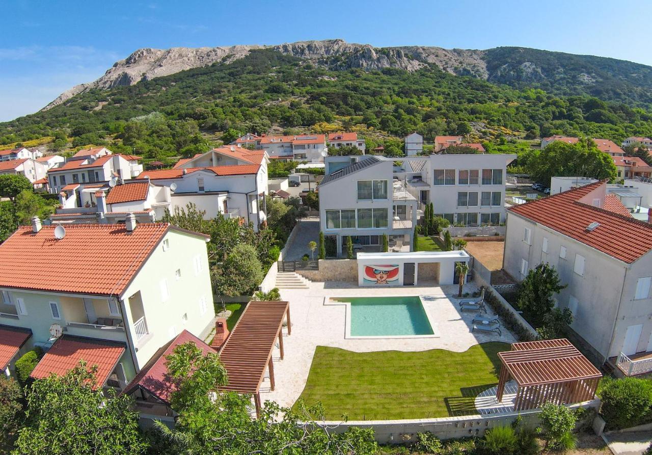 Apartment Baska Mit Poolarea - Krk, Kroatien Baška Exterior foto