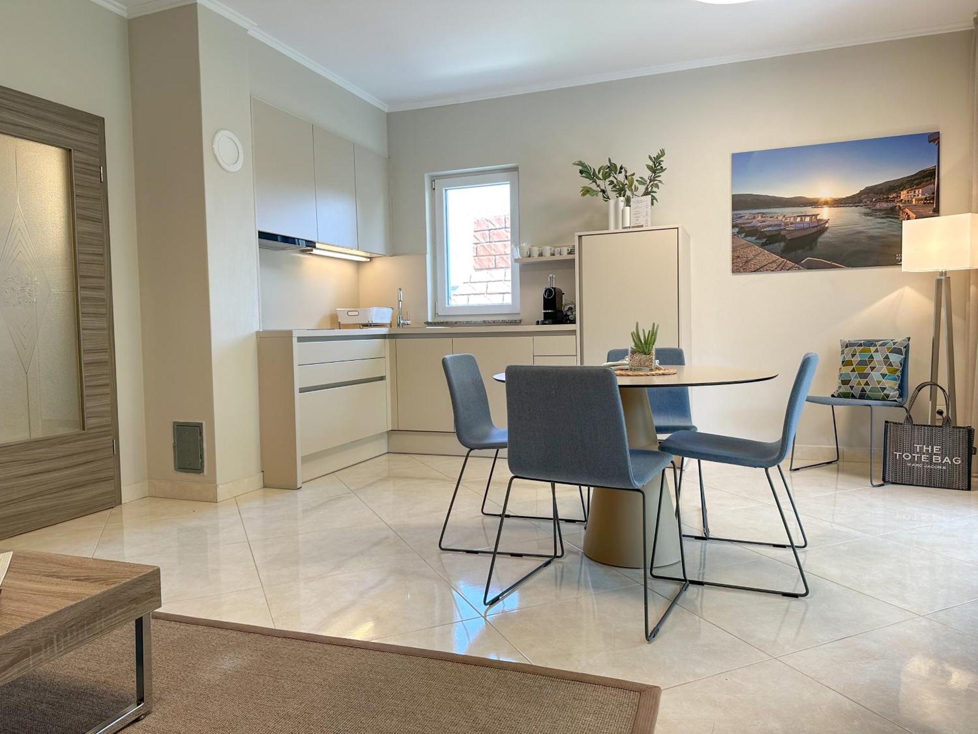 Apartment Baska Mit Poolarea - Krk, Kroatien Baška Exterior foto